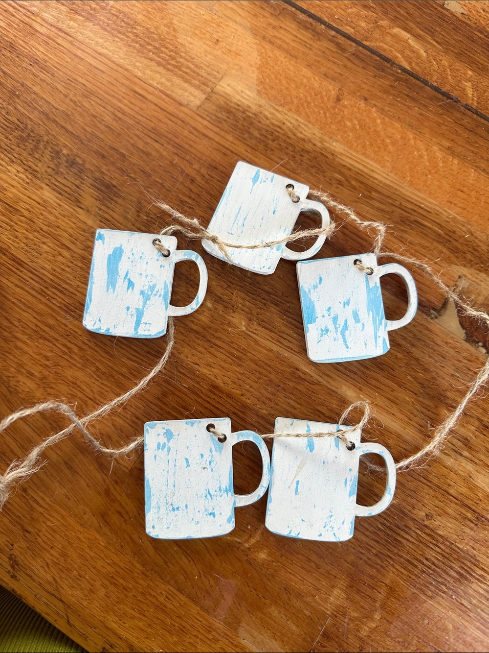 Rustic White & Light Blue Mug Garland - Home Accents Decor